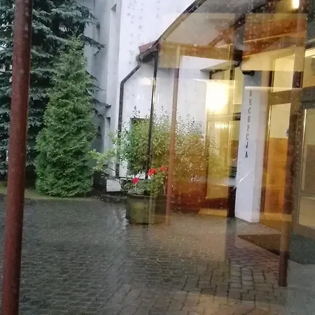 פארק נופש Osrodek Szkoleniowo - Wypoczynkowy Guzianka רוצ'יאנה-נידה