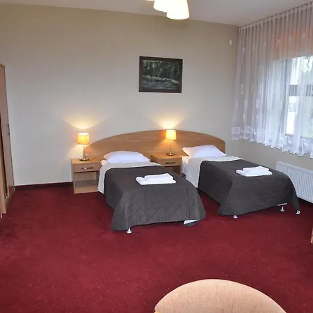 Osrodek Szkoleniowo - Wypoczynkowy Guzianka * רוצ'יאנה-נידה