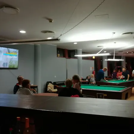 Osrodek Szkoleniowo - Wypoczynkowy Guzianka * רוצ'יאנה-נידה