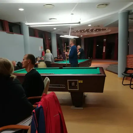 Osrodek Szkoleniowo - Wypoczynkowy Guzianka פארק נופש רוצ'יאנה-נידה